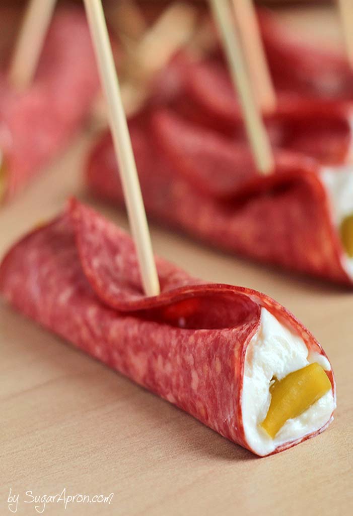 Looking to host a great Sunday football or the Super Bowl party? Try this easy recipe to satisfy their hunger between quarters. #appetizer #salami #superbowl