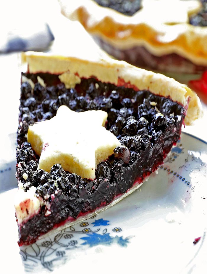 Simple, classic blueberry pie! With a homemade crust and patriotic decorations. Perfect for the summer season, or any of your fun patriotic parties and activities.