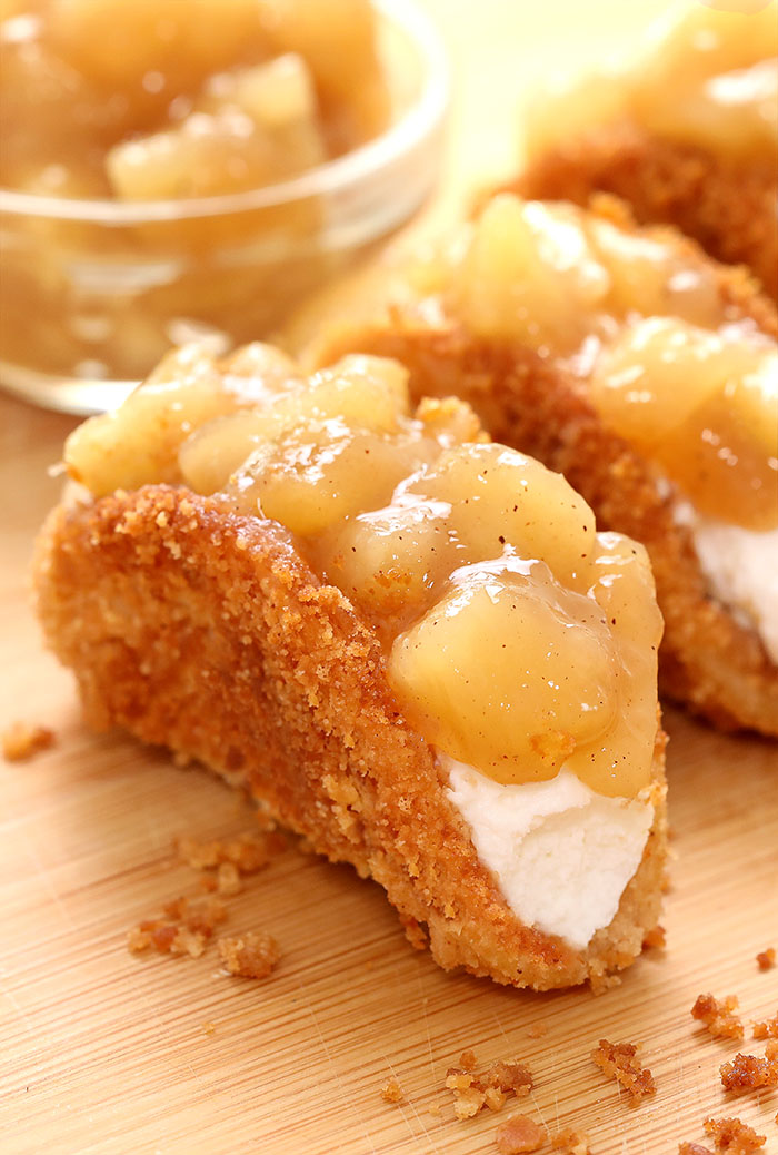 Apple Pie Cheesecake Tacos – a new fall favorite in your home and they couldn’t be easier. Crunchy baked tortilla shells, easy cheesecake filling and homemade apple pie topping are simply perfect. You’ll be enjoying this awesome dessert in about 30 minutes.